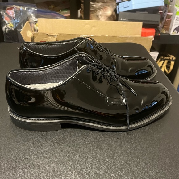 Bates Shoes Bates Vibram High Gloss Patent Leather Oxford